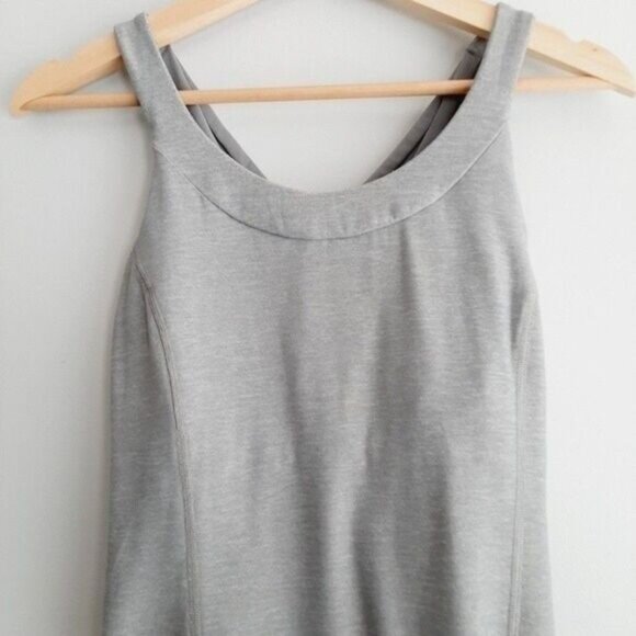 LULULEMON Tank Top Built-in-Bra Strappy Back Sz 8 Flawed - Picture 3 of 12